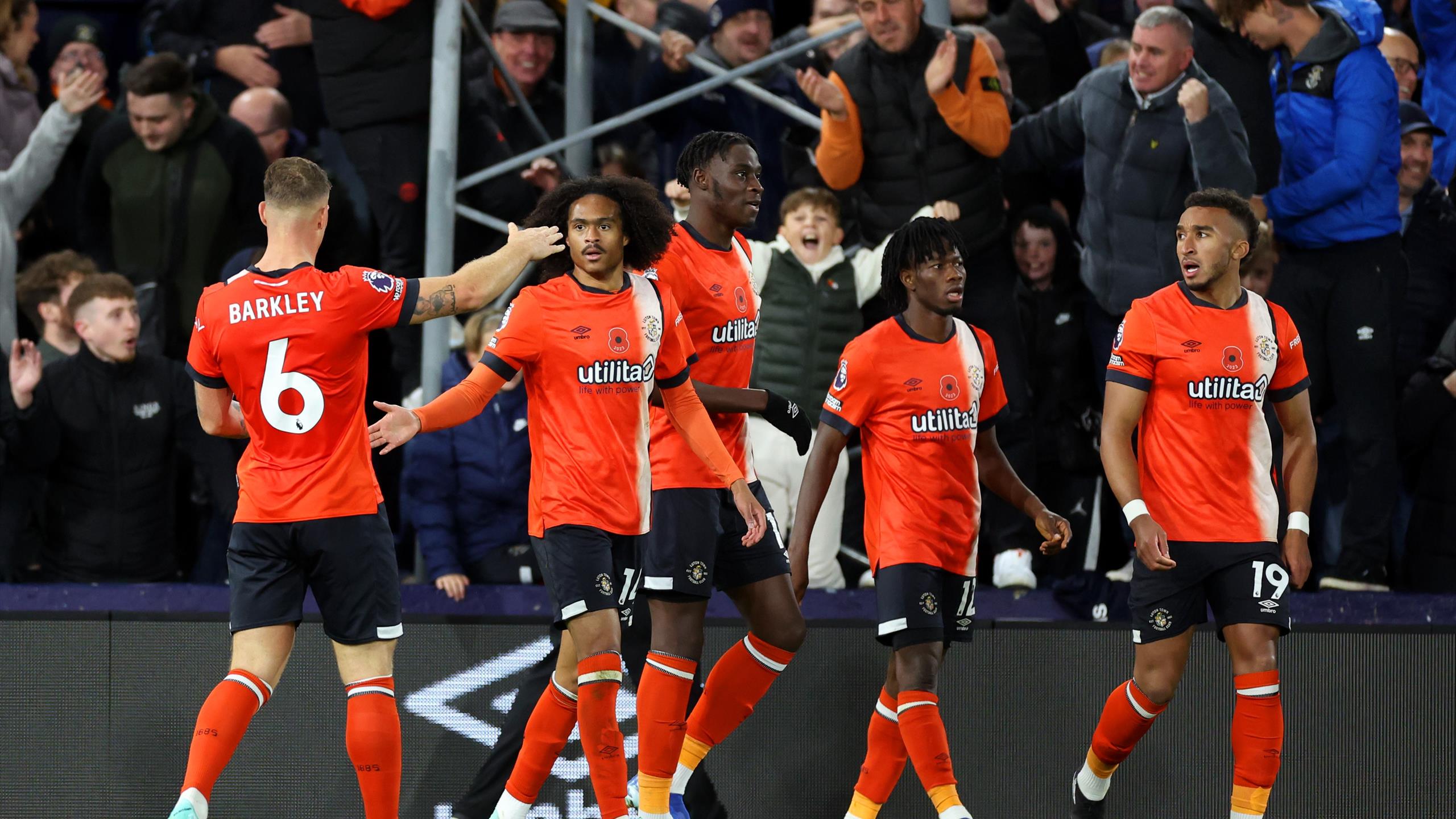 Luton Town dễ bị hàng công đang thăng hoa của The Kop vùi dập ở trận này